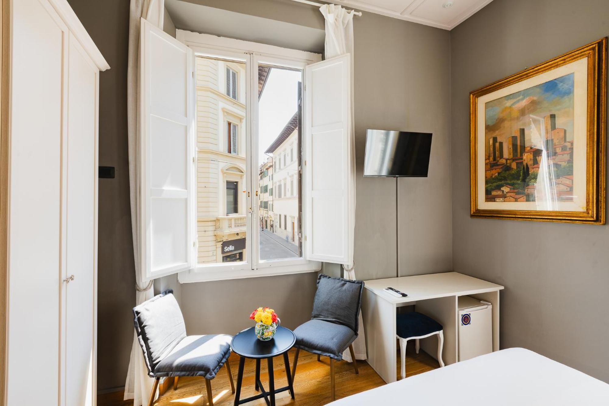 Am Collection Cavour Bed & Breakfast Florence Exterior photo